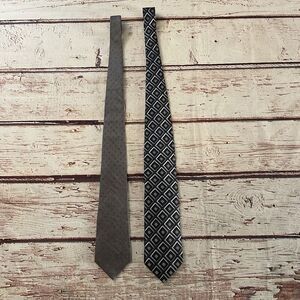 Yves Saint Laurent & Ermengildo Zegna 100% Silk Ties Lot of 2